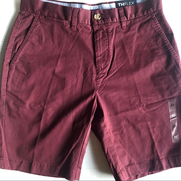 New Tommy Hilfiger THFlex Men’s 9” Shorts, Red, 30 - Picture 2 of 7